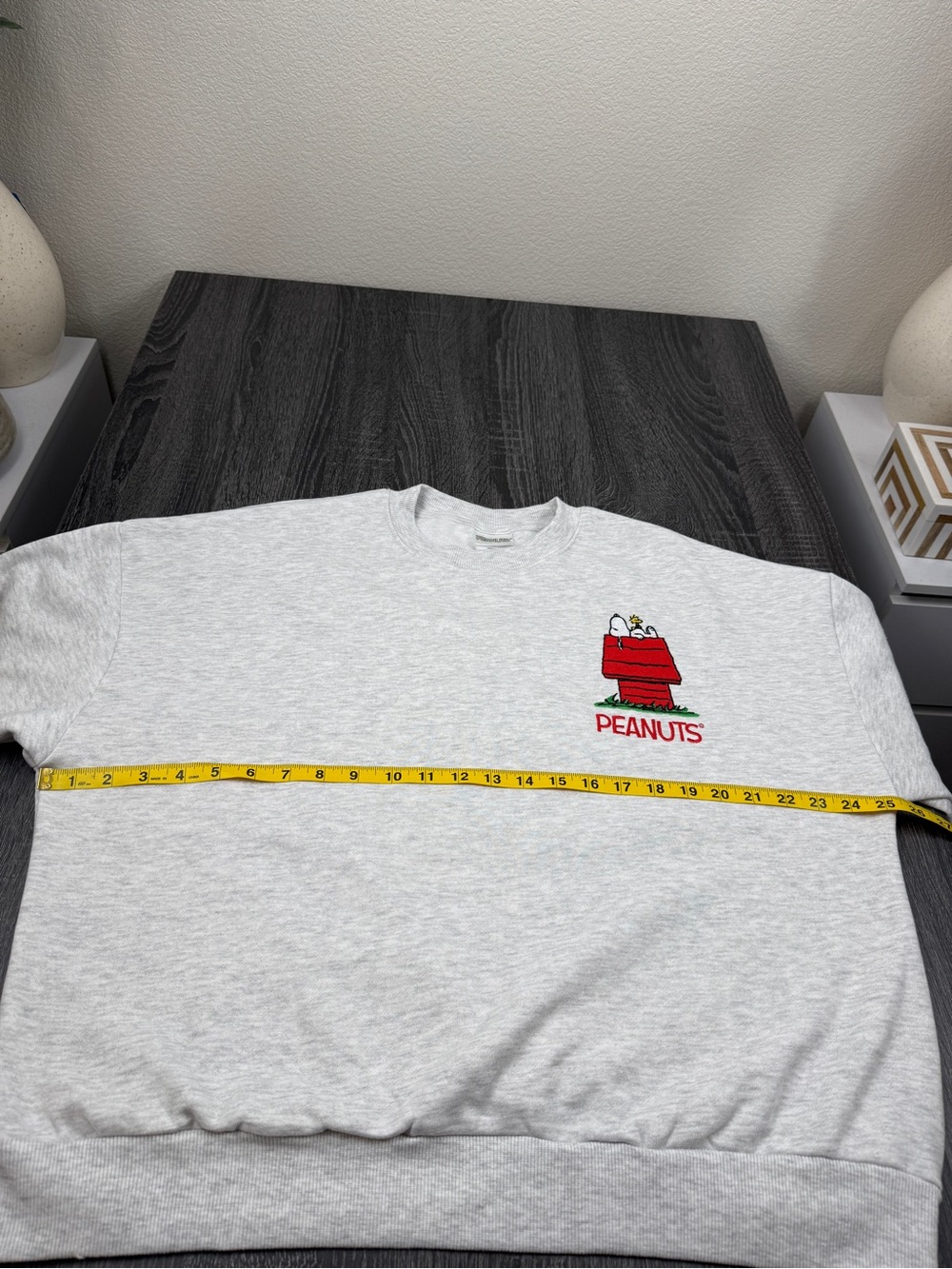Peanuts Characters Gray Double Sided Sweatshirt Women’s Size M NWT - Picture 3 of 9